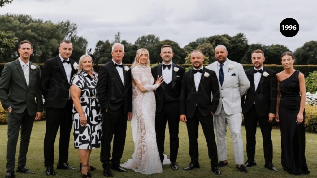 Chloe Kelly With Family