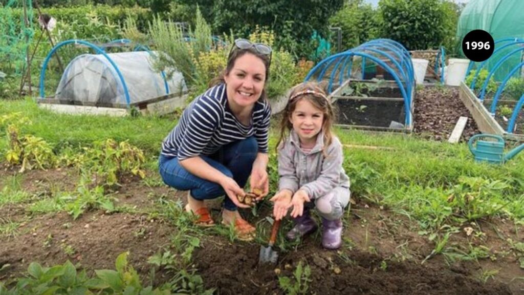 Laura Tobin With Daughter